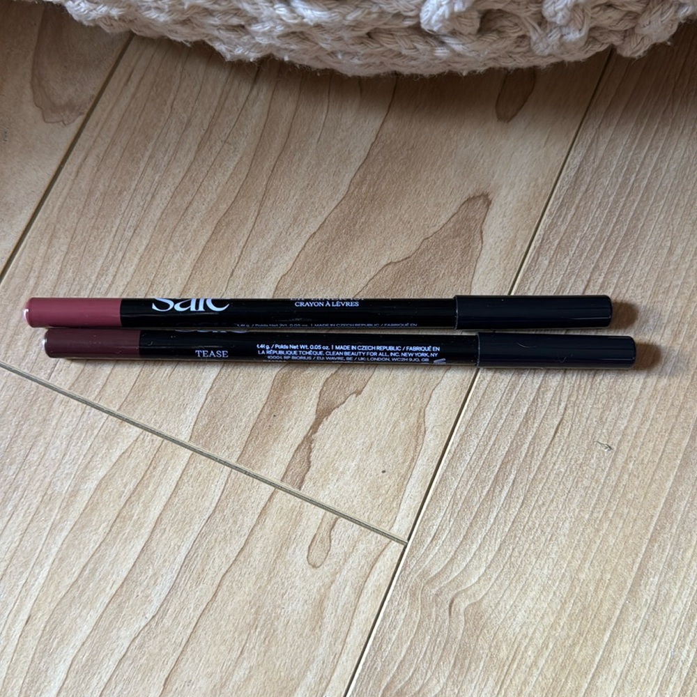 Saie lip liner 101